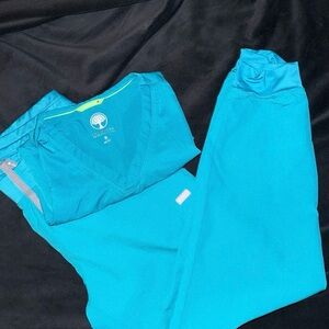 Healing hands by Maevn teal Scrub Set